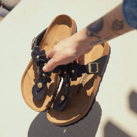 GIZEH FLOWERS - BLACK - LEATHER