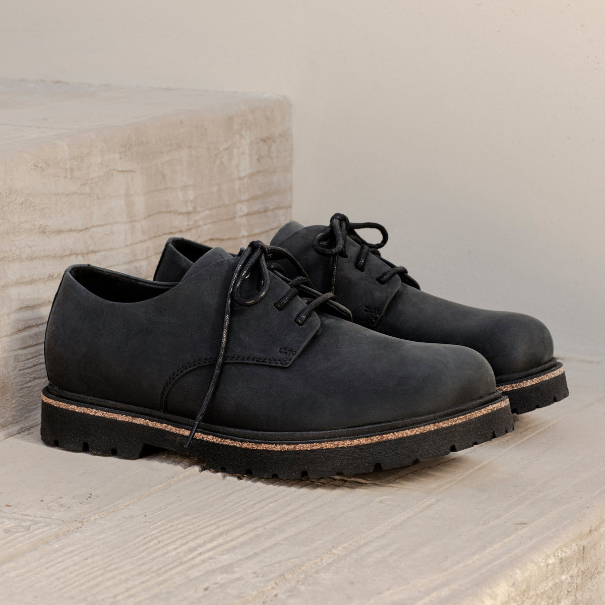 HIGHWOOD LOW - BLACK - OIL LEATHER