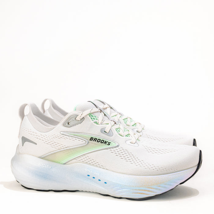 White running shoe with 'Brooks' branding on a white background
Women's Brooks Glycerin 22 Road-Running Shoe in White/Pearlized