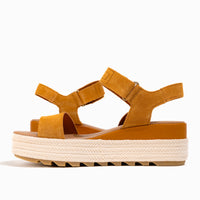 Women's SOREL Cameron Flatform Wedge Sandal in Canyon Gold/Gum16