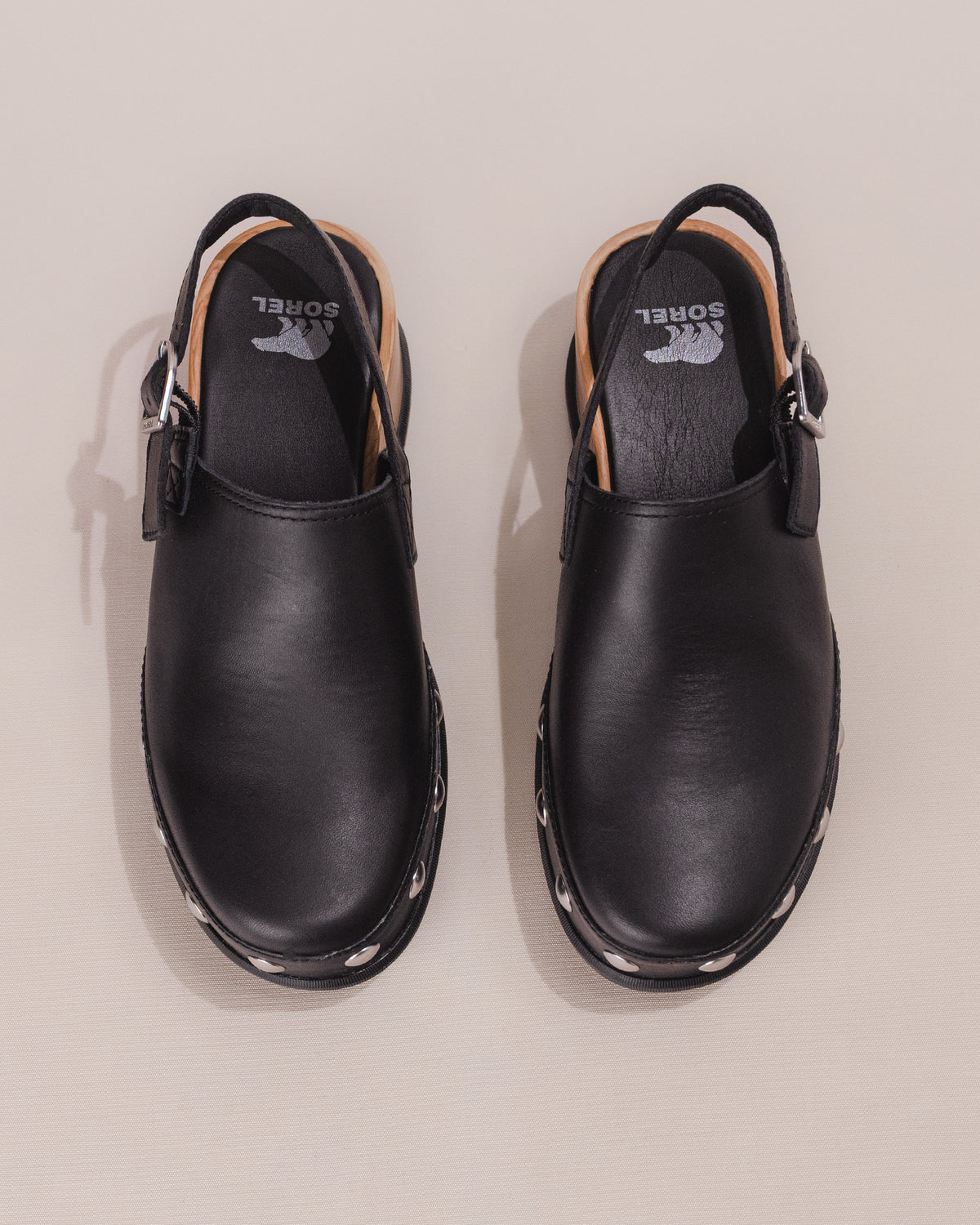 SOREL Roam'N Clog – Women's Leather Platform Clog in Black