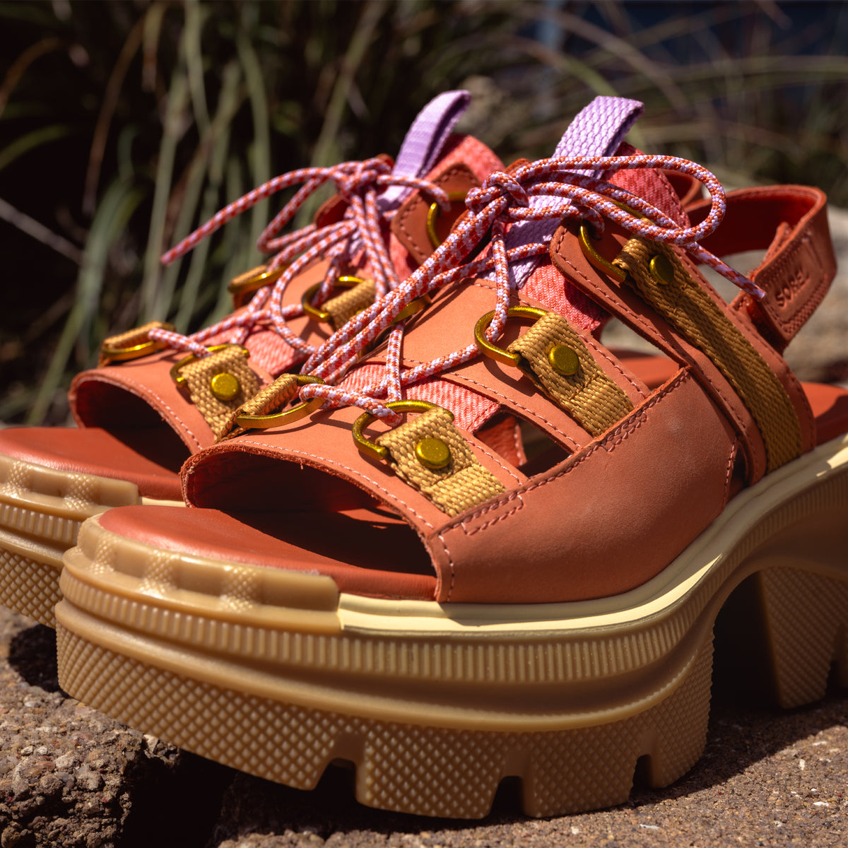 Women's SOREL Rein™ CB Lace Platform Sandal in Tuscan/Gum 16 Leather