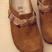 BOSTON BRAID CLOG - MINK - SUEDE