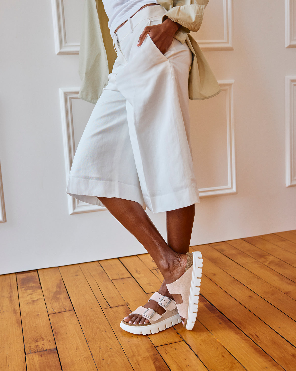 Birkenstock Arizona Chunky Platform Sandal in Light Rose Suede