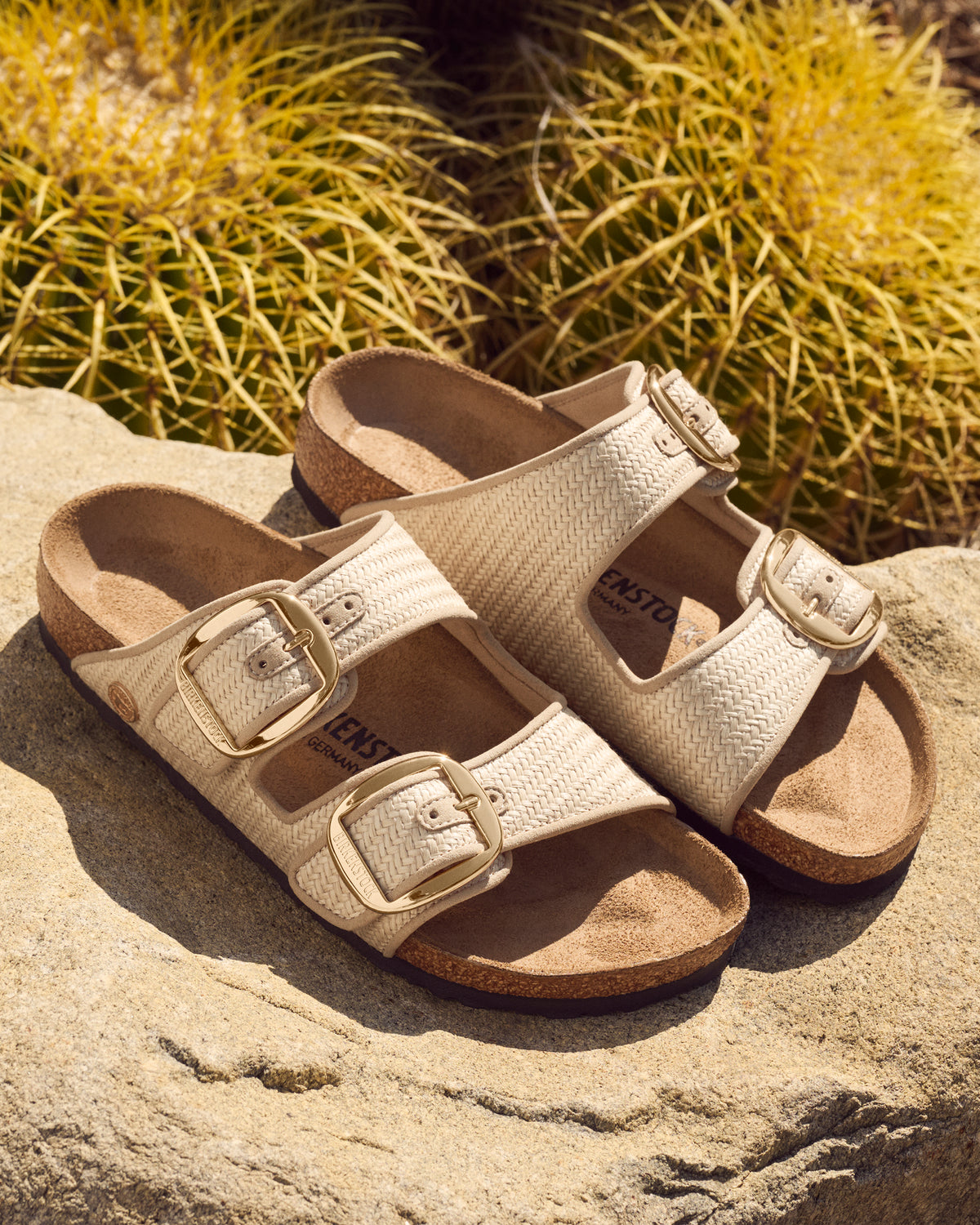 Birkenstock Arizona Big Buckle Sandal in Raffia Naturale Textile