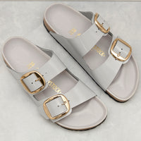 Birkenstock Arizona Big Buckle in Stone Coin Gray Natural High-Shine Leather Patent and golden buckle detail