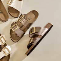 Birkenstock Sydney Luxe Buckle Sandal in Graceful Taupe