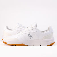 Men's On Running THE ROGER Clubhouse in White/Ivory