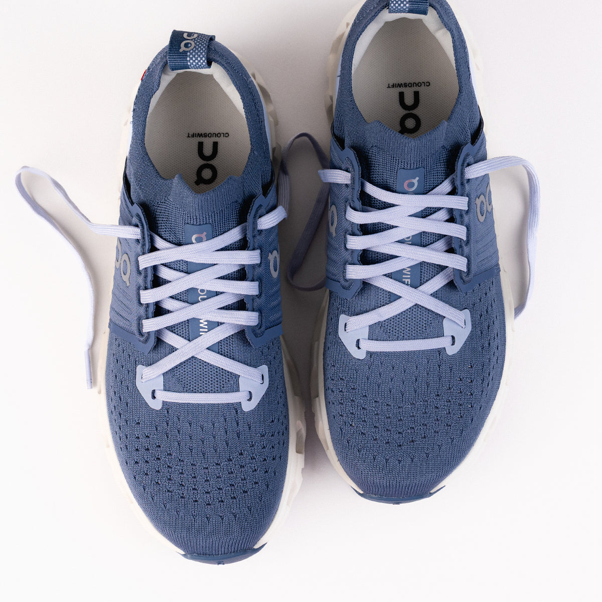 Women's On Running Cloudswift 4 Road Running Shoe in Metal/Heather