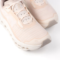 Women's On Running Cloudmonster Void in Dew/Ivory