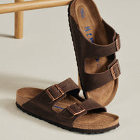 Birkenstock Arizona Sandal with Soft Footbed in Habana Oiled Leather - Unisex