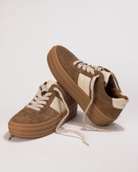 Gabor Chunky Platform Sneaker 73.350.13 in Lion Suede – Women’s Retro Sneaker