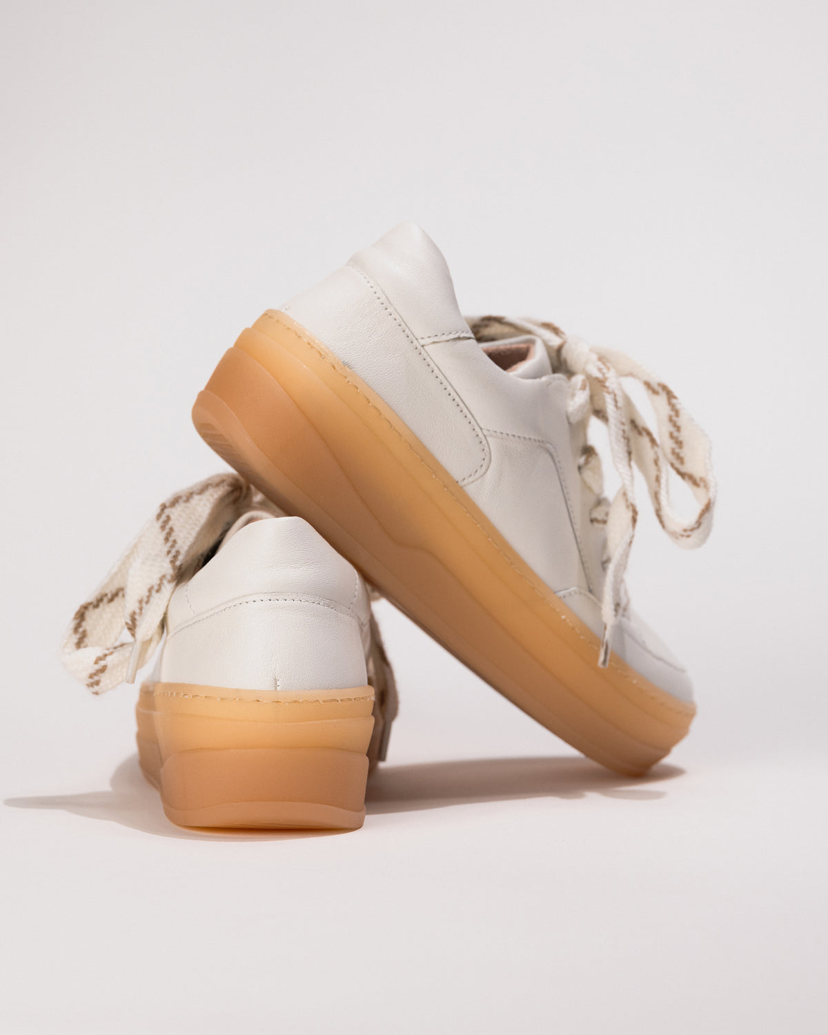 Heel view of the Gabor Chunky Platform in White Leather – Women’s Sneaker