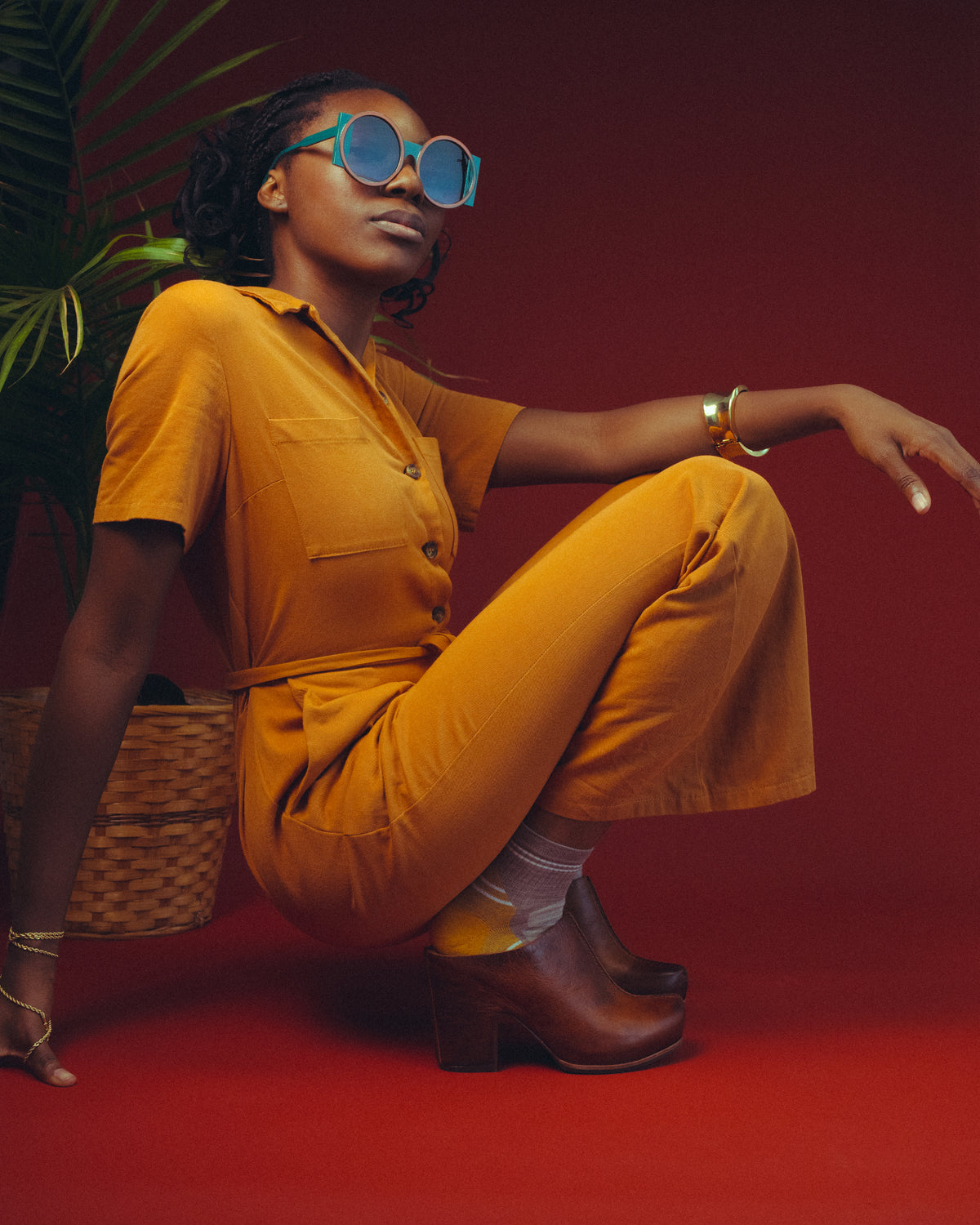 Kork-Ease Sagano Mule in Rum Leather – Women’s Leather Clog
A bold leather mule with modern lines, a cushioned footbed, and a sculpted heel. The Kork-Ease Sagano offers elevated comfort and effortless style.