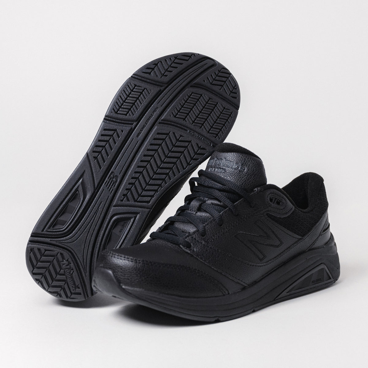 Bottom view of the New Balance 928 V3 Walking Shoe, with a durable rubber outsole designed for reliable traction and everyday use.