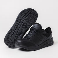 Bottom view of the New Balance 928 V3 Walking Shoe, with a durable rubber outsole designed for reliable traction and everyday use.