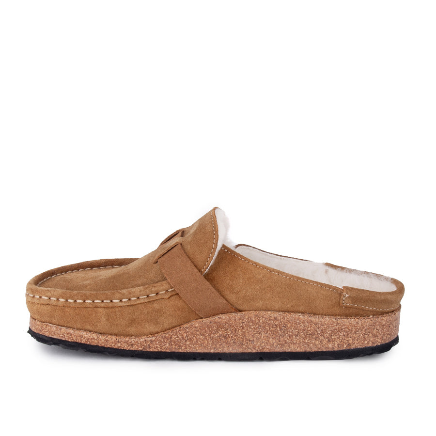 Women's Birkenstock Buckley Shearling Clog in Tea Suede