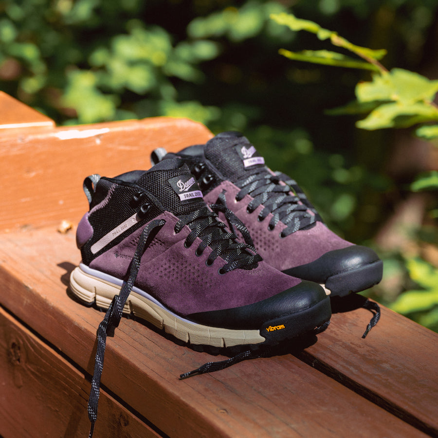 WOMEN'S DANNER TRAIL 2650 MID WATERPROOF BOOT IN BERRY NUBUCK