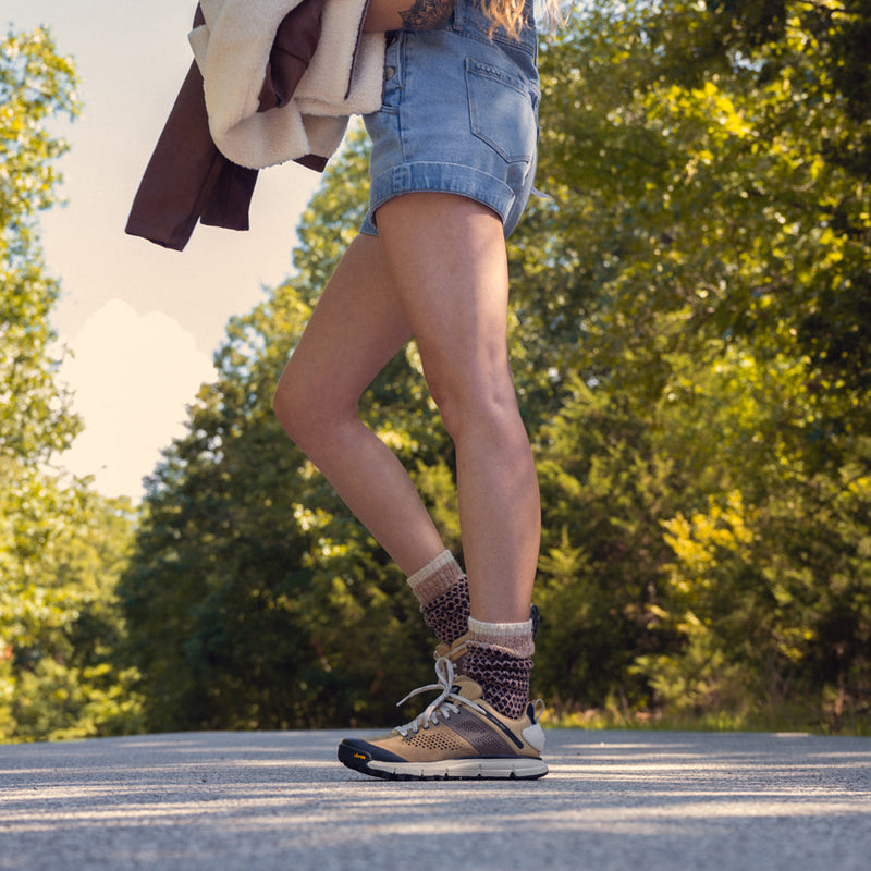 Women's Hike & Trail