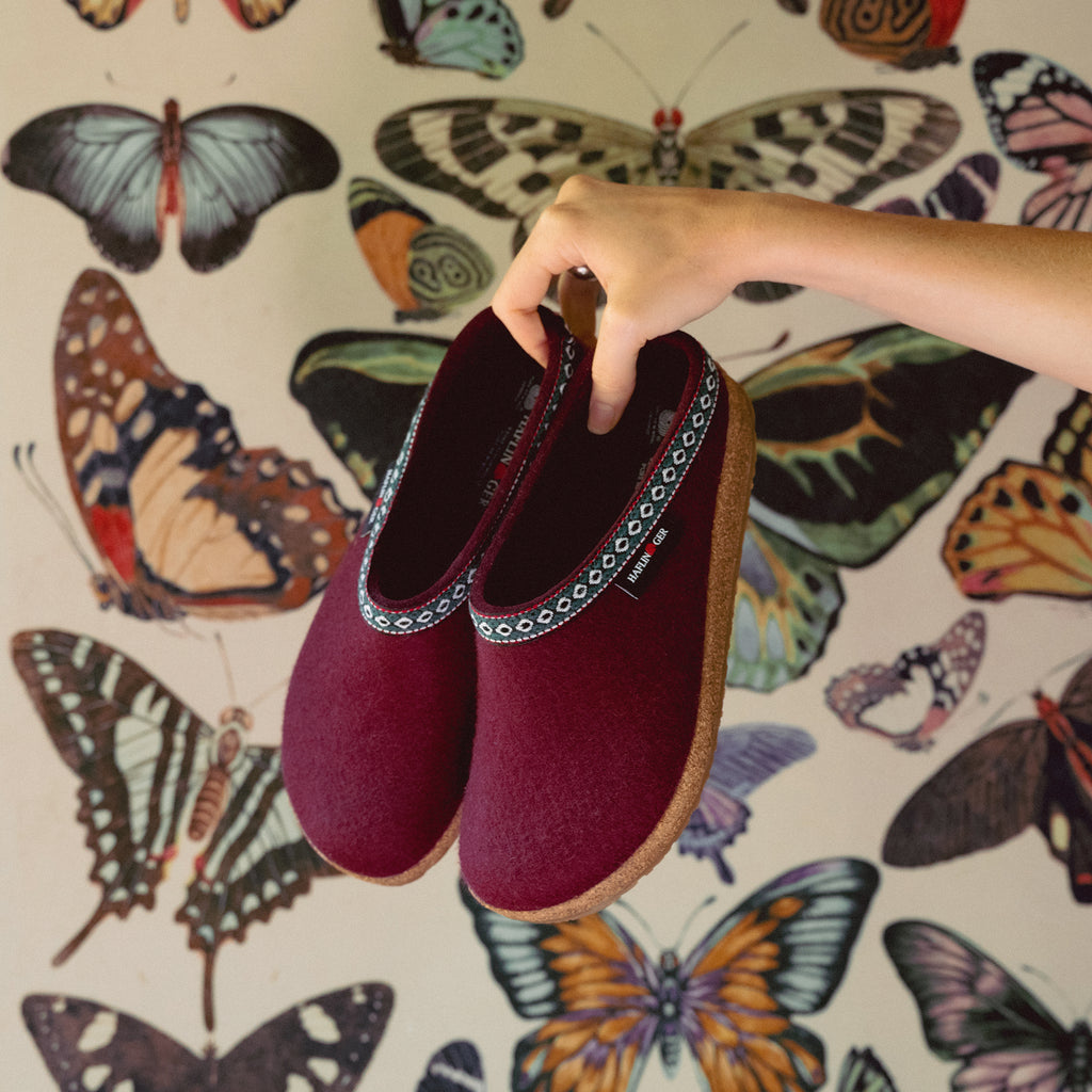 Women's House Shoes Plaza Shoe Store