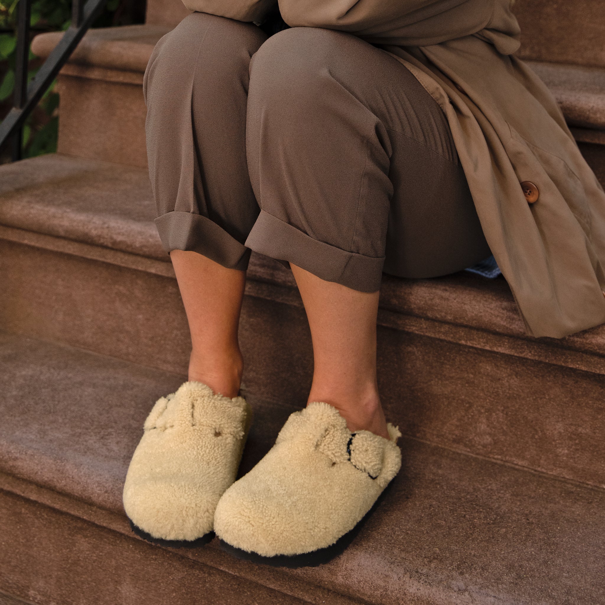 BIRKENSTOCK BOSTON TEDDY SHEARLING - EGGSHELL - SHEARLING