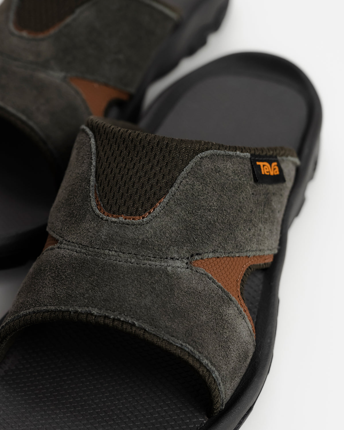 Men's Teva Katavi 2 Slide Leather Sandal - Outdoor Heritage Comfort - Bungee Cord / Gray. Integrated breathable mesh panels with suede leather. 