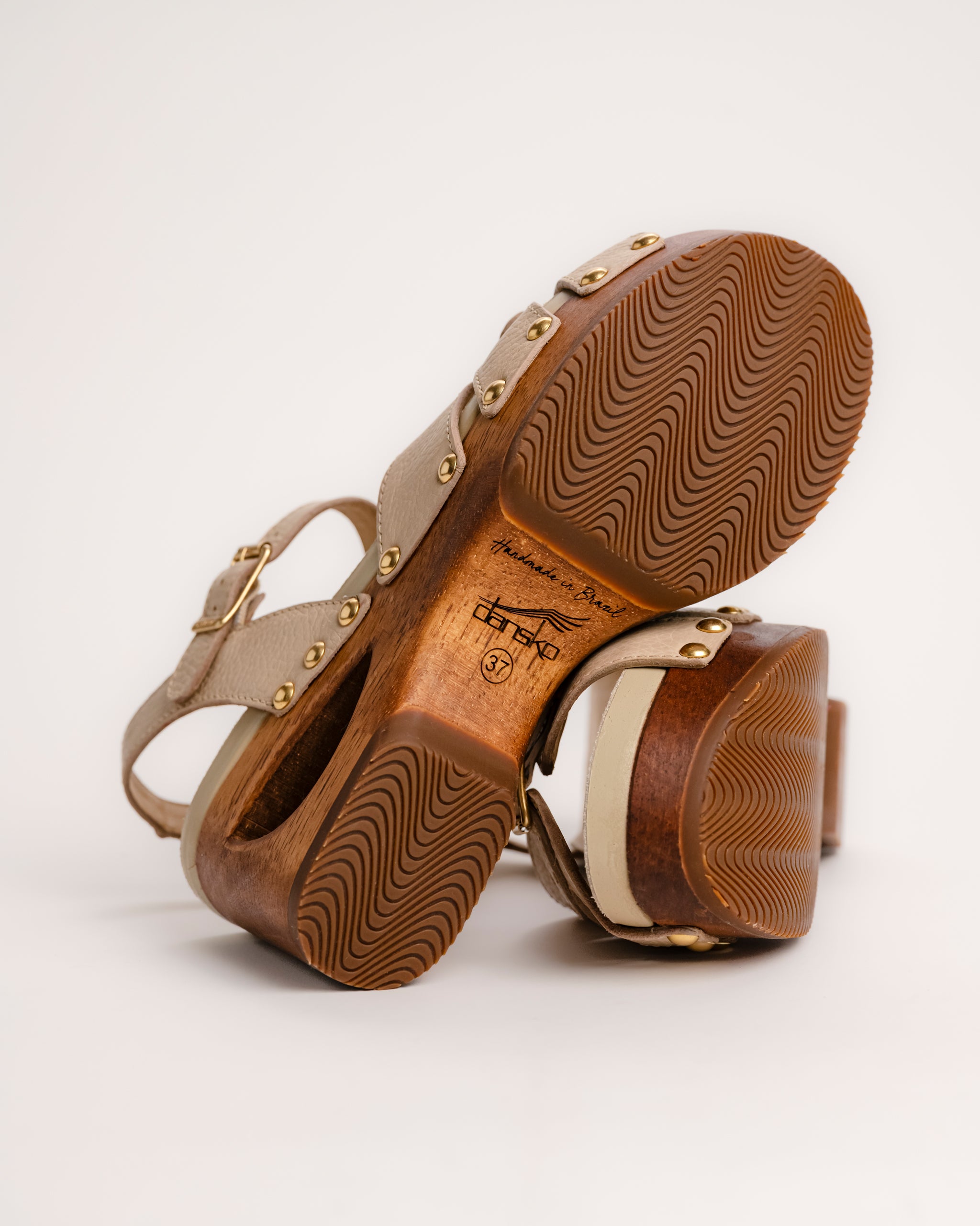 アフロディアナ Dansko Alanna Wood Platform | Women's Leather Sandals – Plaza Shoe