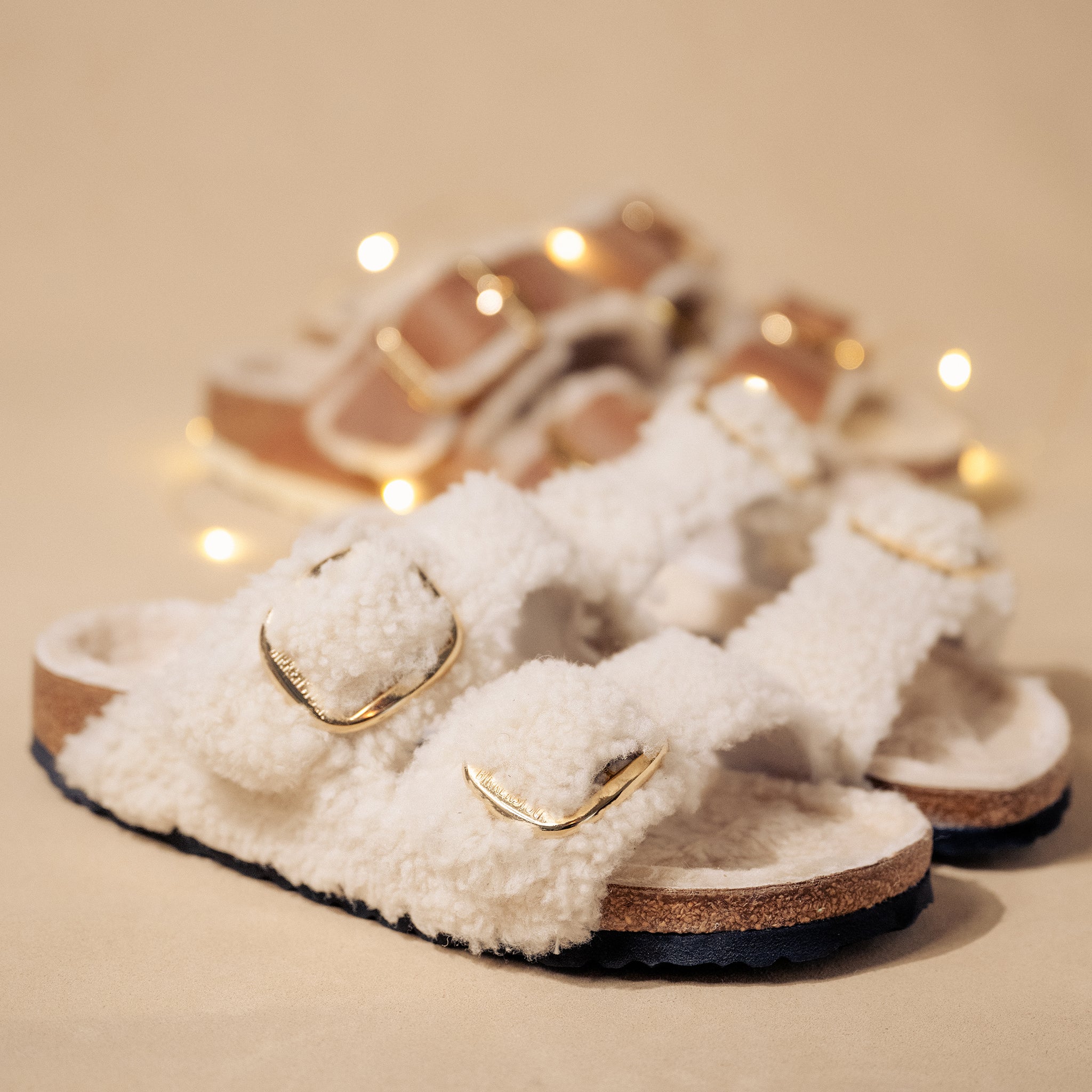 COZY BIRKENSTOCK ARIZONA BIG BUCKLE TEDDY SHEARLING EGGSHELL