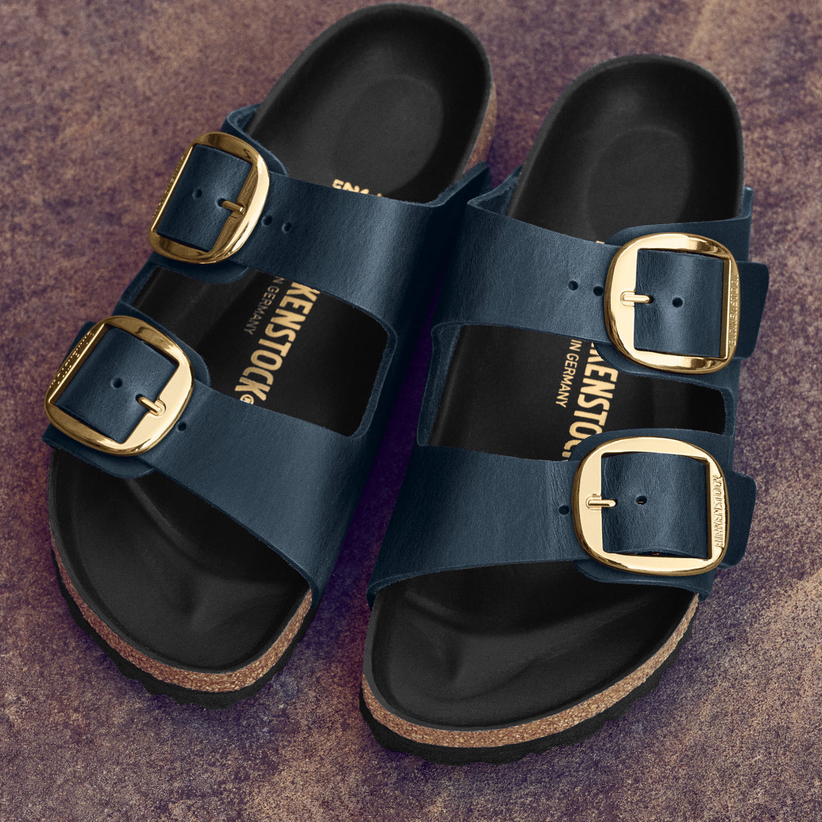 Birkenstock Women's Arizona Oiled Leather Big Buckle Detail Slide