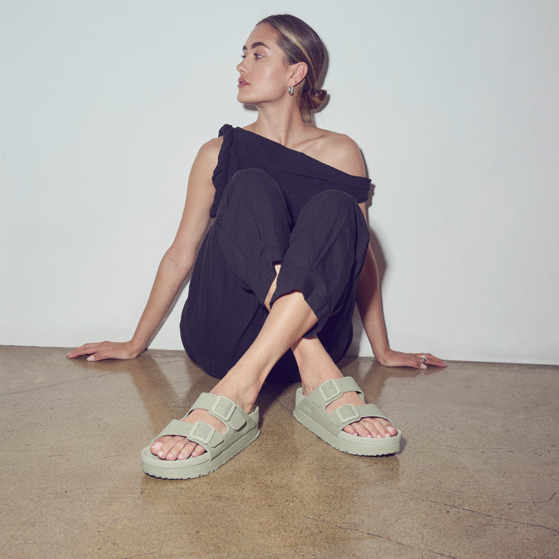 Outfit Birkenstock Arizona Plast Black Plastic Birkenstocks