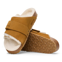 Detail view of the upper and bottom on the cozy Birkenstock Kyoto Shearling in Brown Suede Leather