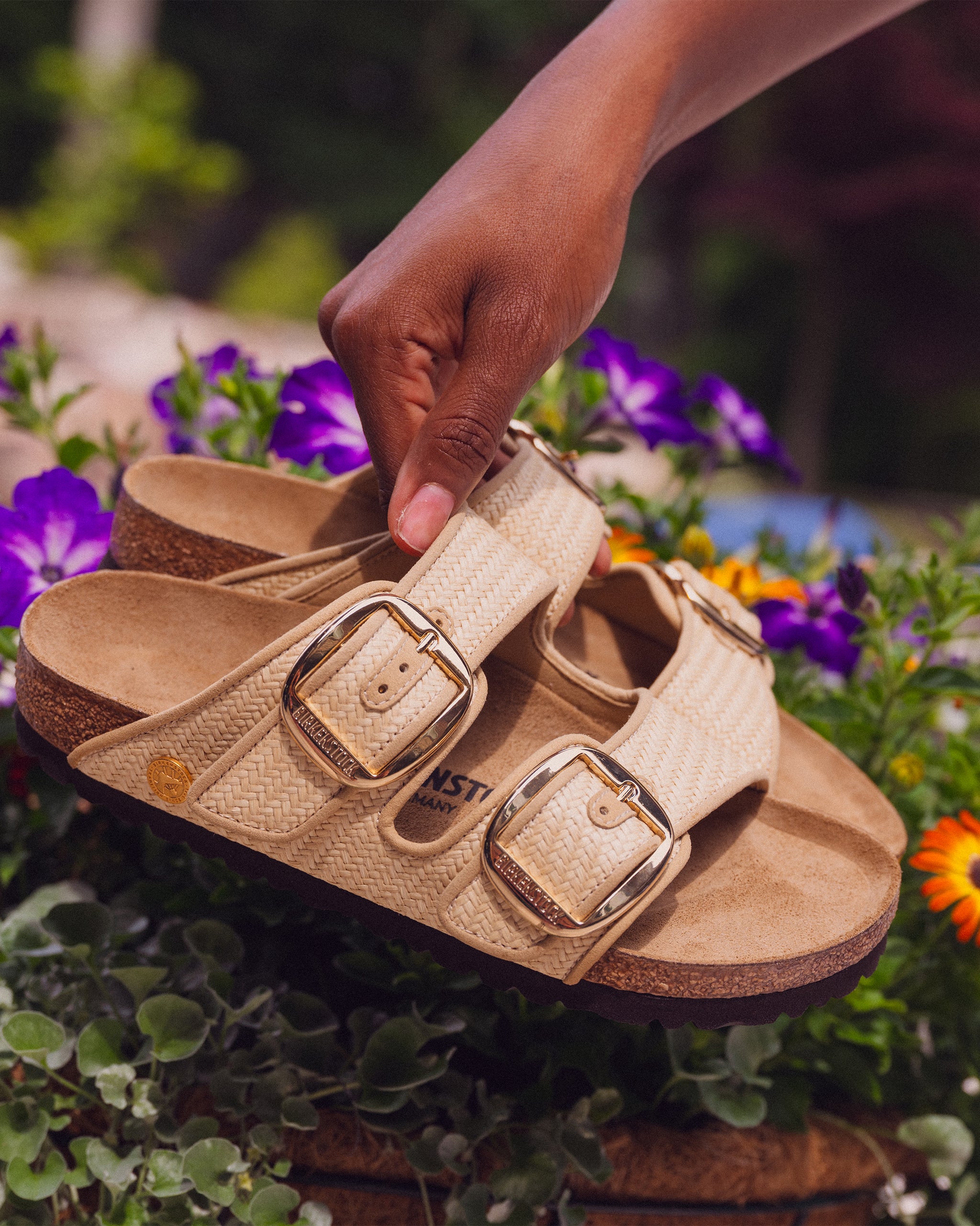 Birkenstock Arizona Big Buckle Sandal in Raffia Naturale Textile