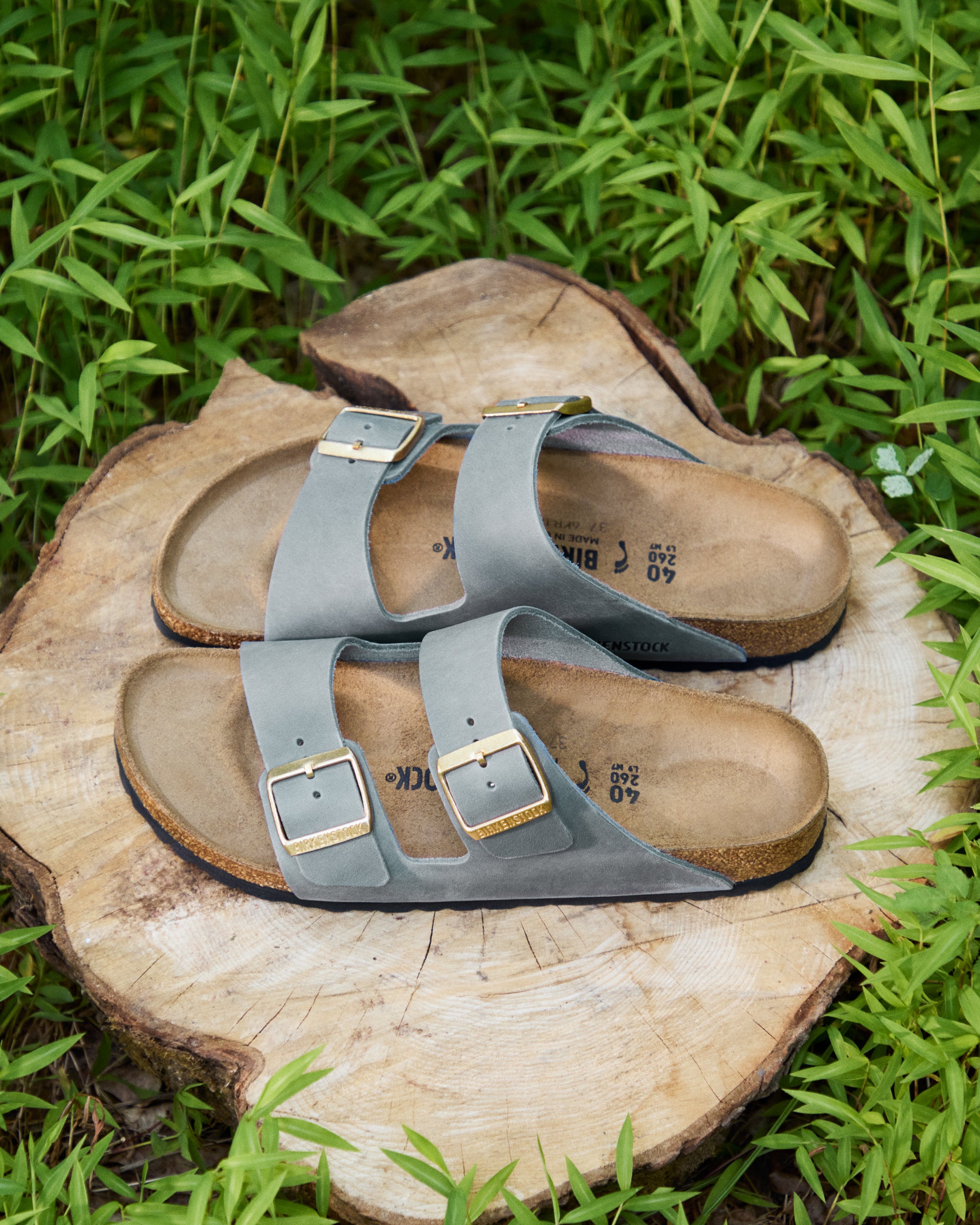 Birkenstock Arizona Sandal in Basalt Oiled Leather – Plaza Shoe Store