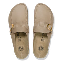 Birkenstock Buckley Clog in Tobacco Brown Oiled Leather.
Birkenstock Buckley clog, Tobacco Brown oiled leather, women’s slip-on clog, moccasin-style clog, all-day comfort shoes.