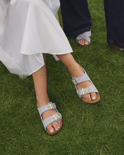 Women’s Birkenstock Arizona Suede Sandal in Baby Blue Flower Print 1031737