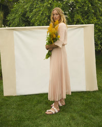 MAYARI FLOWERS - LIGHT ROSE - LEATHER