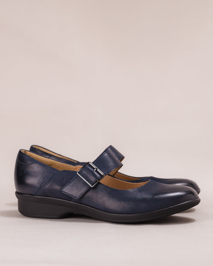 Dansko Collette Mary Jane – Women's Navy Burnished Nubuck Leather Arch Support Shoe
