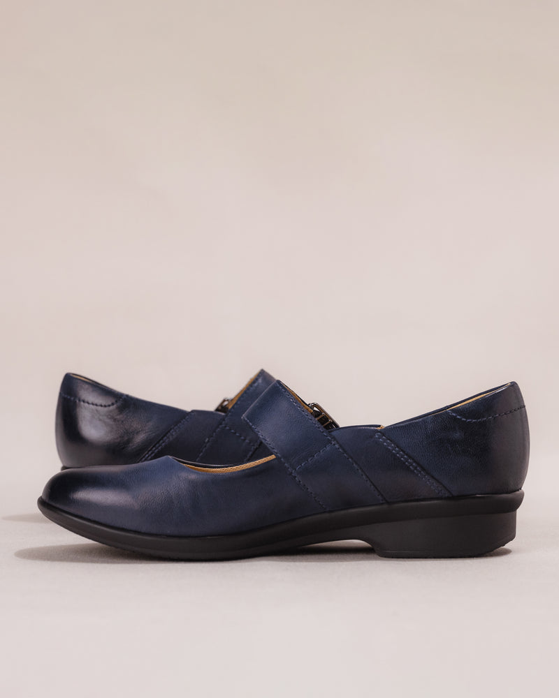 Dansko Collette Mary Jane – Women's Navy Burnished Nubuck Leather Arch Support Shoe