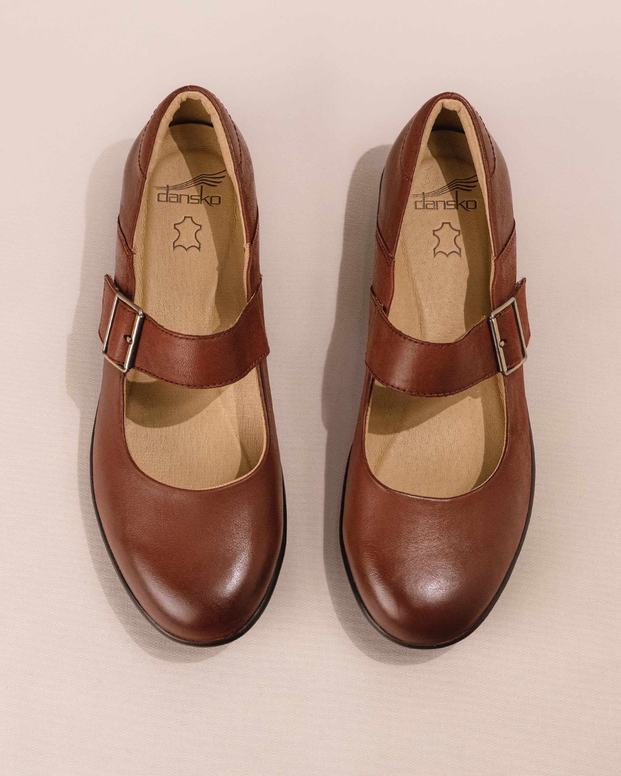Dansko Collette Mary Jane – Women's Russett Leather Arch Support