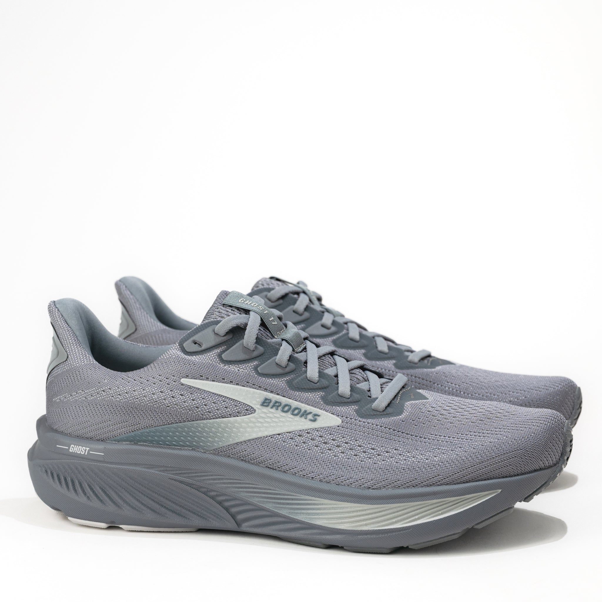 Men's Brooks Ghost 17 Road Running Shoe in Primer Gray/Oyster
