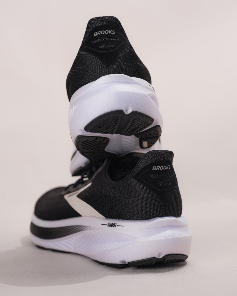 Men’s Brooks Ghost 17 Road Running Shoe in Black/White