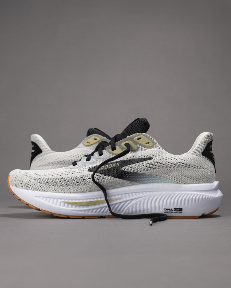 Men’s Brooks Ghost 17 – White/Tea/Black Neutral Daily Trainer with Extra Cushion