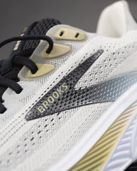 Men’s Brooks Ghost 17 – White/Tea/Black Neutral Daily Trainer with Extra Cushion