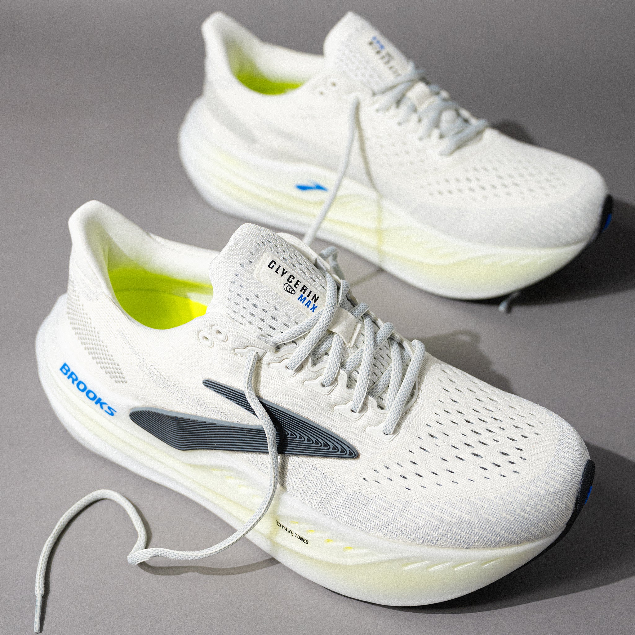 Men's Brooks Glycerin Max Running Shoe in Grey/Black