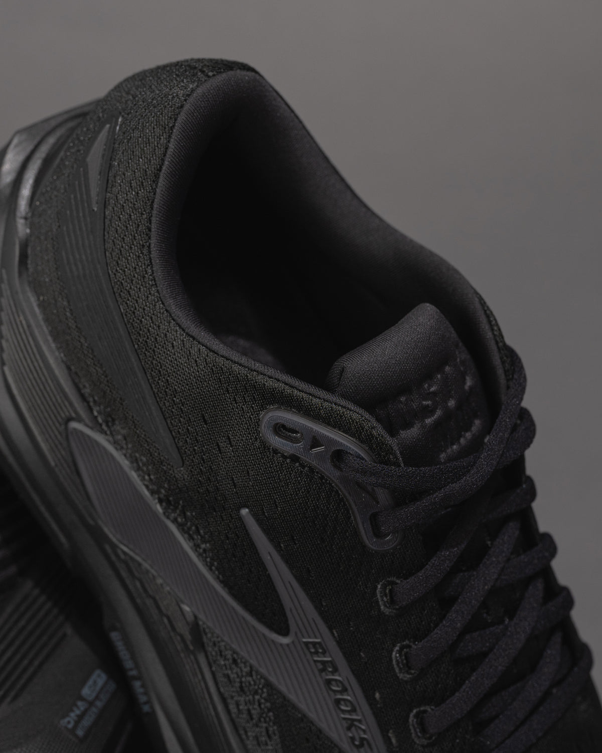 Men’s Brooks Ghost Max 3 – All Black Neutral Road Running Shoe with Max Cushion