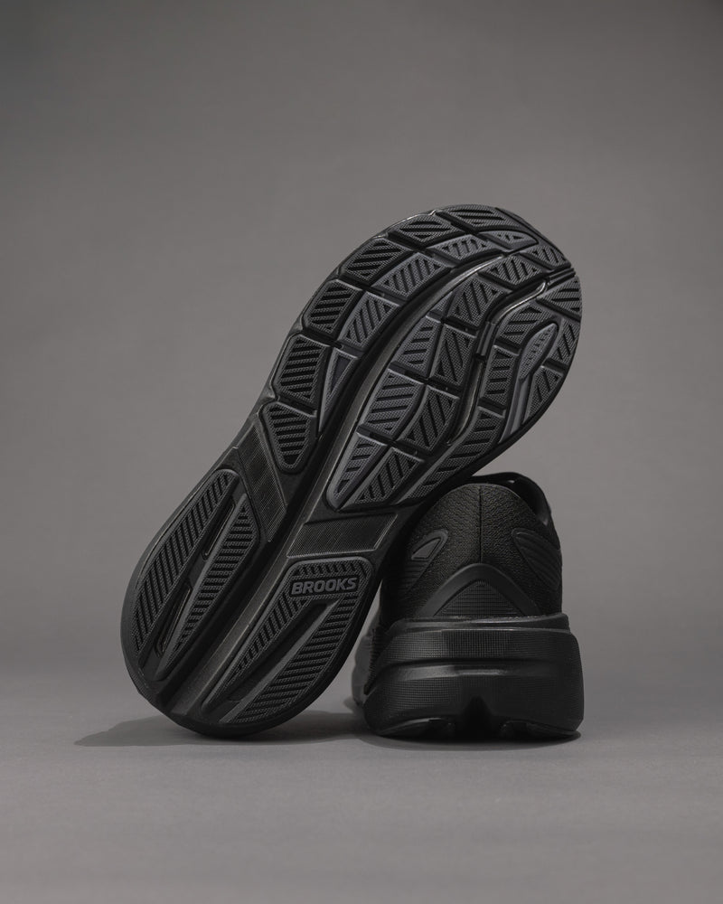 Men’s Brooks Ghost Max 3 – All Black Neutral Road Running Shoe with Max Cushion