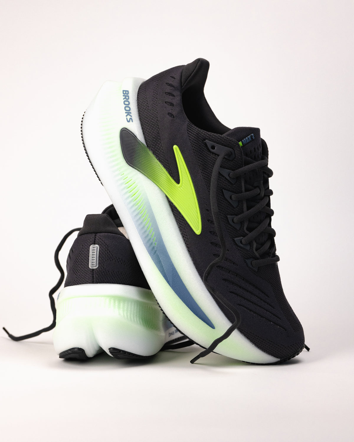 Men’s Brooks Glycerin Max 2 outsole and rocker geometry for smooth transitions