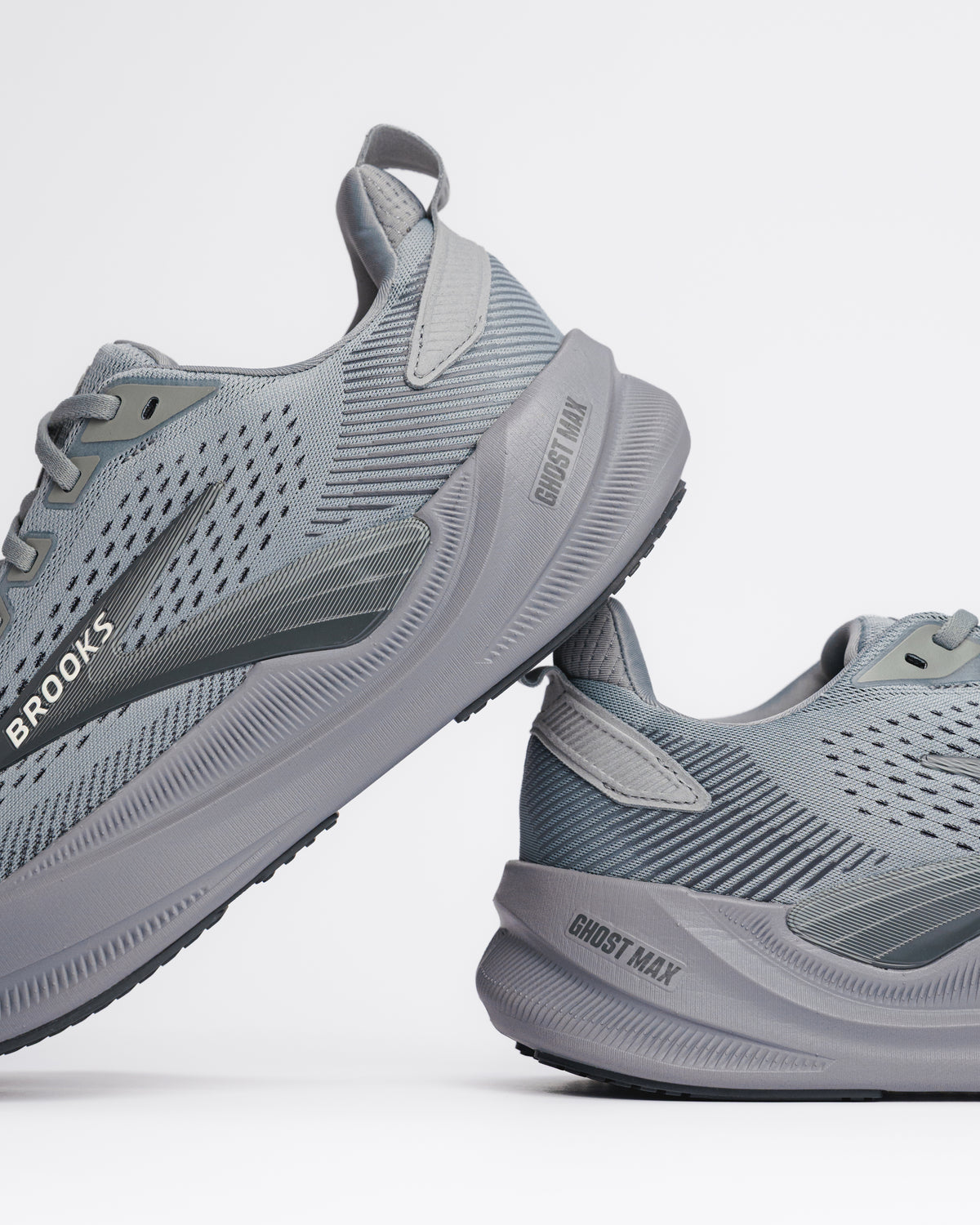 M-GHOST MAX 4 - GREY/EBONY - MESH