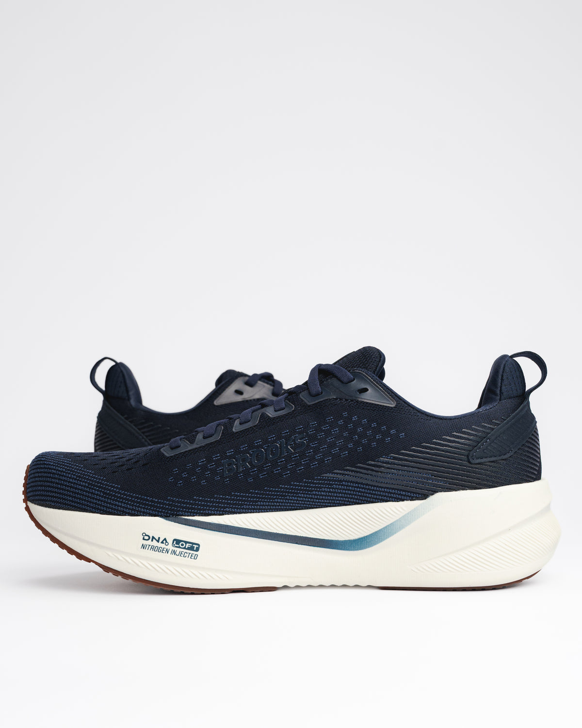 M-GHOST MAX 4 - NAVY/BISCUIT - MESH