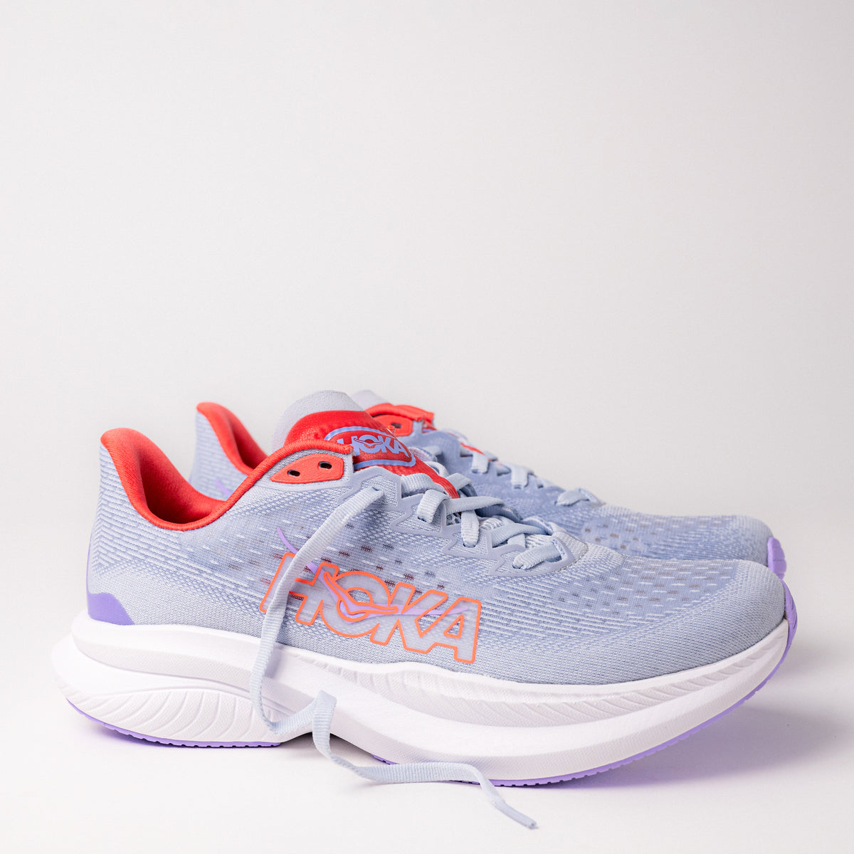 Women's HOKA Mach 6 – Side view of Pale Dusk/Gull running shoe with creel jacquard upper and streamlined design.